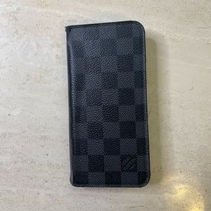 Authentic Louis Vuitton iPhone 7/8 phone sleeve w/card pouch
